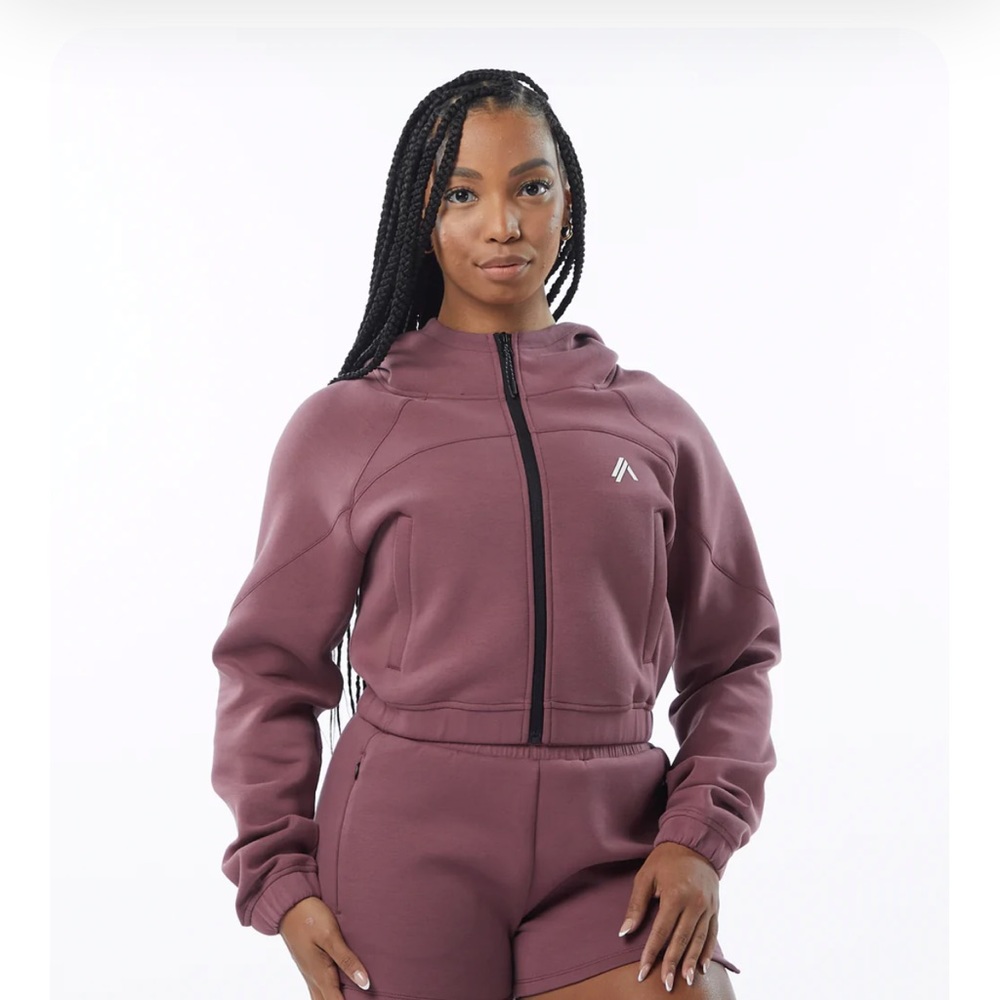 ALPHALETE ELMTS Crop zip jacket NWOT S